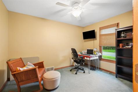 206 220th Trail South Amana IA 52334