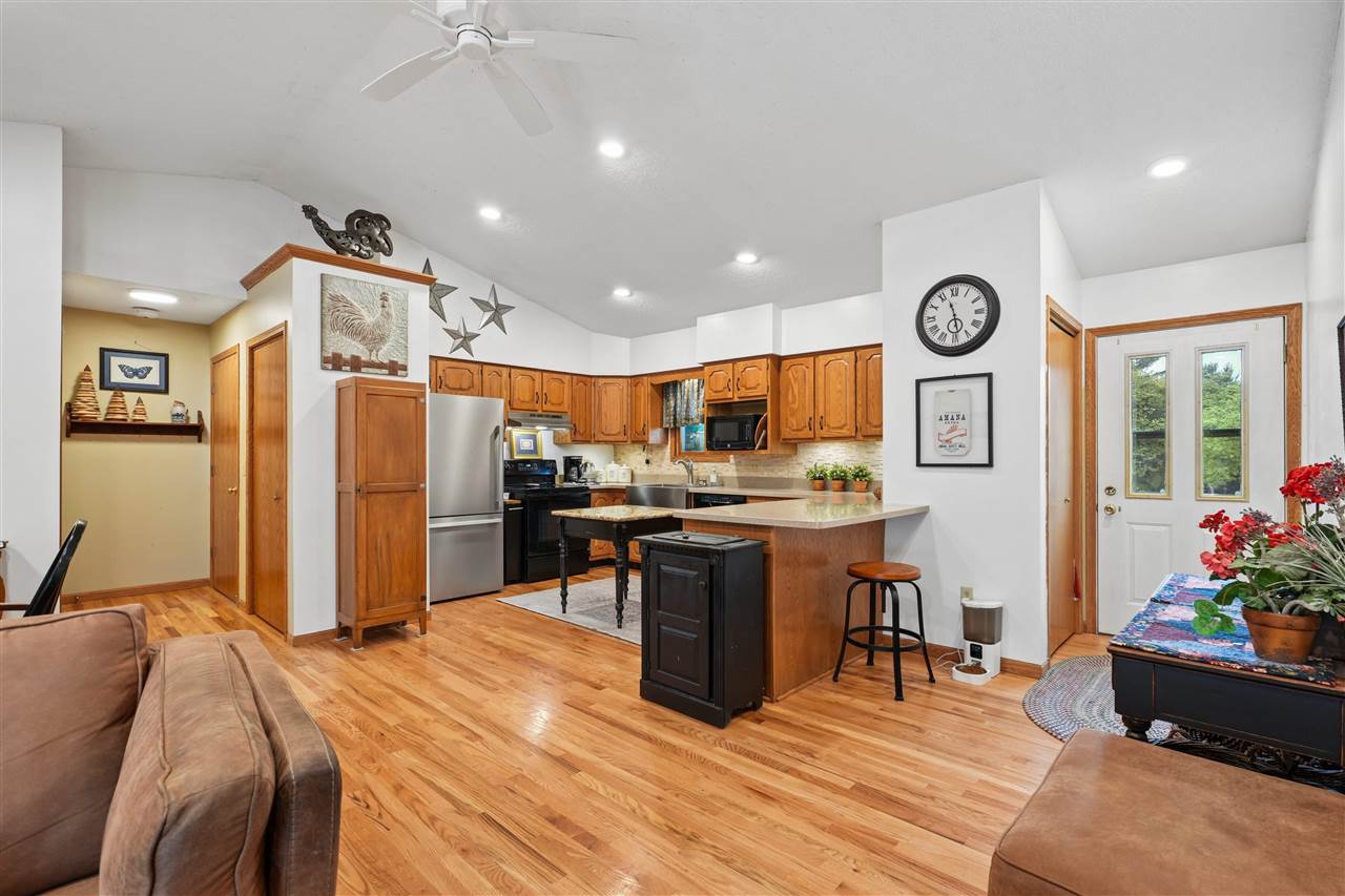 206 220th Trail South Amana IA 52334