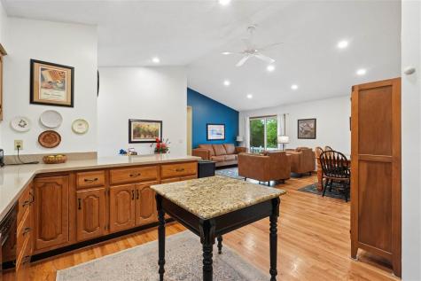 206 220th Trail South Amana IA 52334
