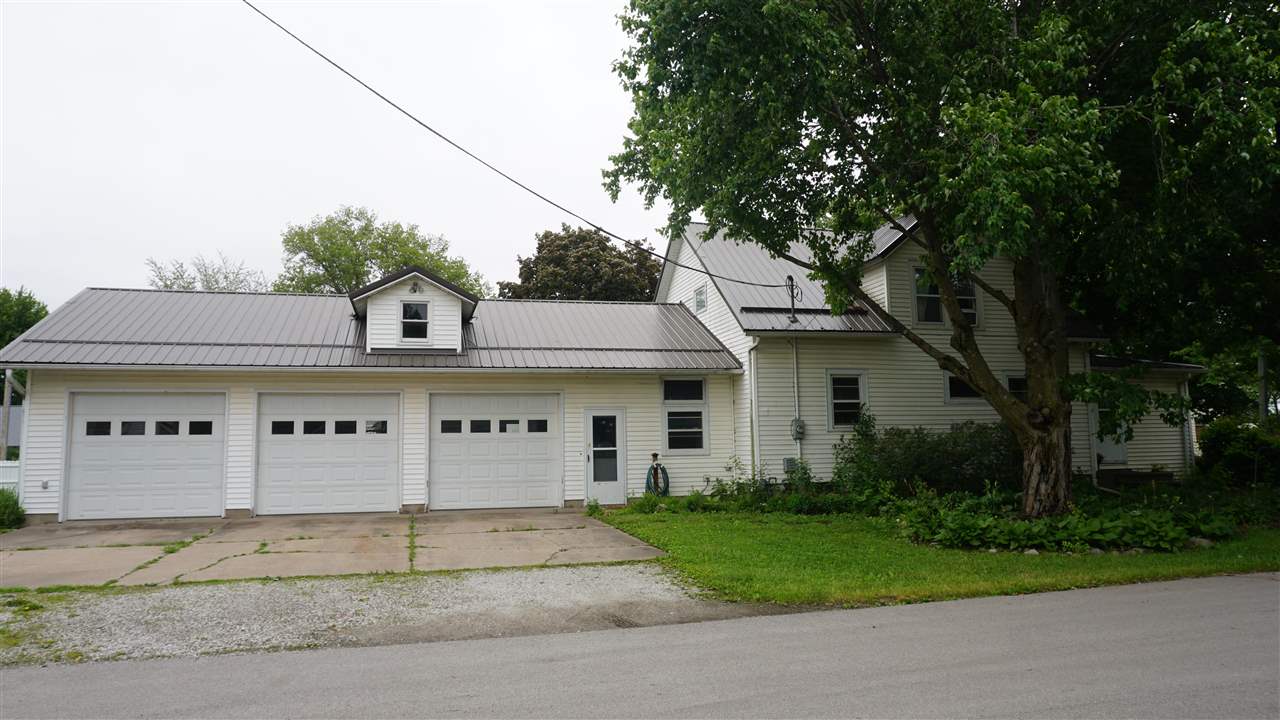 300 E Linn Street Lone Tree IA 52755