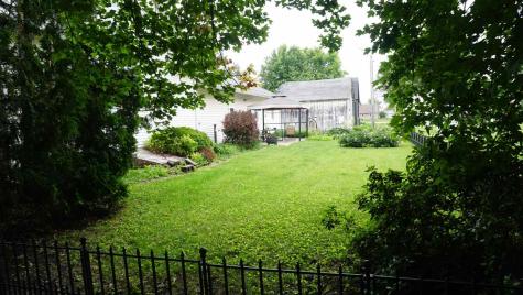 300 E Linn Street Lone Tree IA 52755