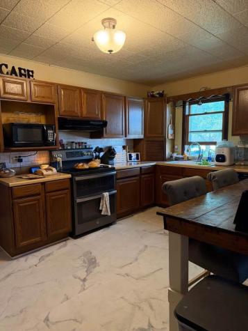 300 E Linn Street Lone Tree IA 52755