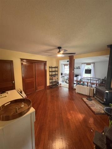 300 E Linn Street Lone Tree IA 52755