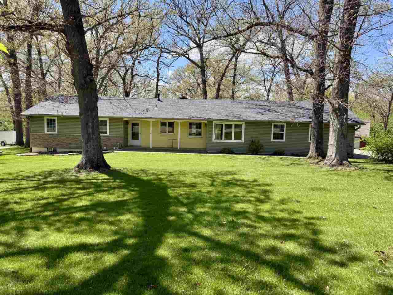 4261 Oak Leaf Lane Iowa City IA 52240
