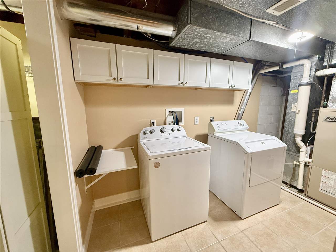4261 Oak Leaf Lane Iowa City IA 52240