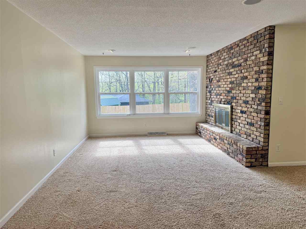 4261 Oak Leaf Lane Iowa City IA 52240