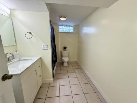 4261 Oak Leaf Lane Iowa City IA 52240