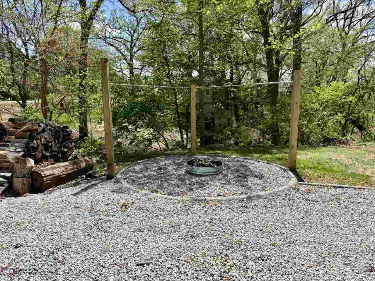 4261 Oak Leaf Lane Iowa City IA 52240
