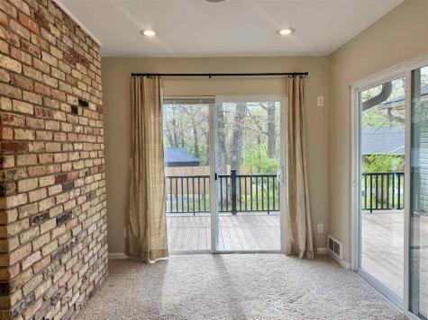 4261 Oak Leaf Lane Iowa City IA 52240