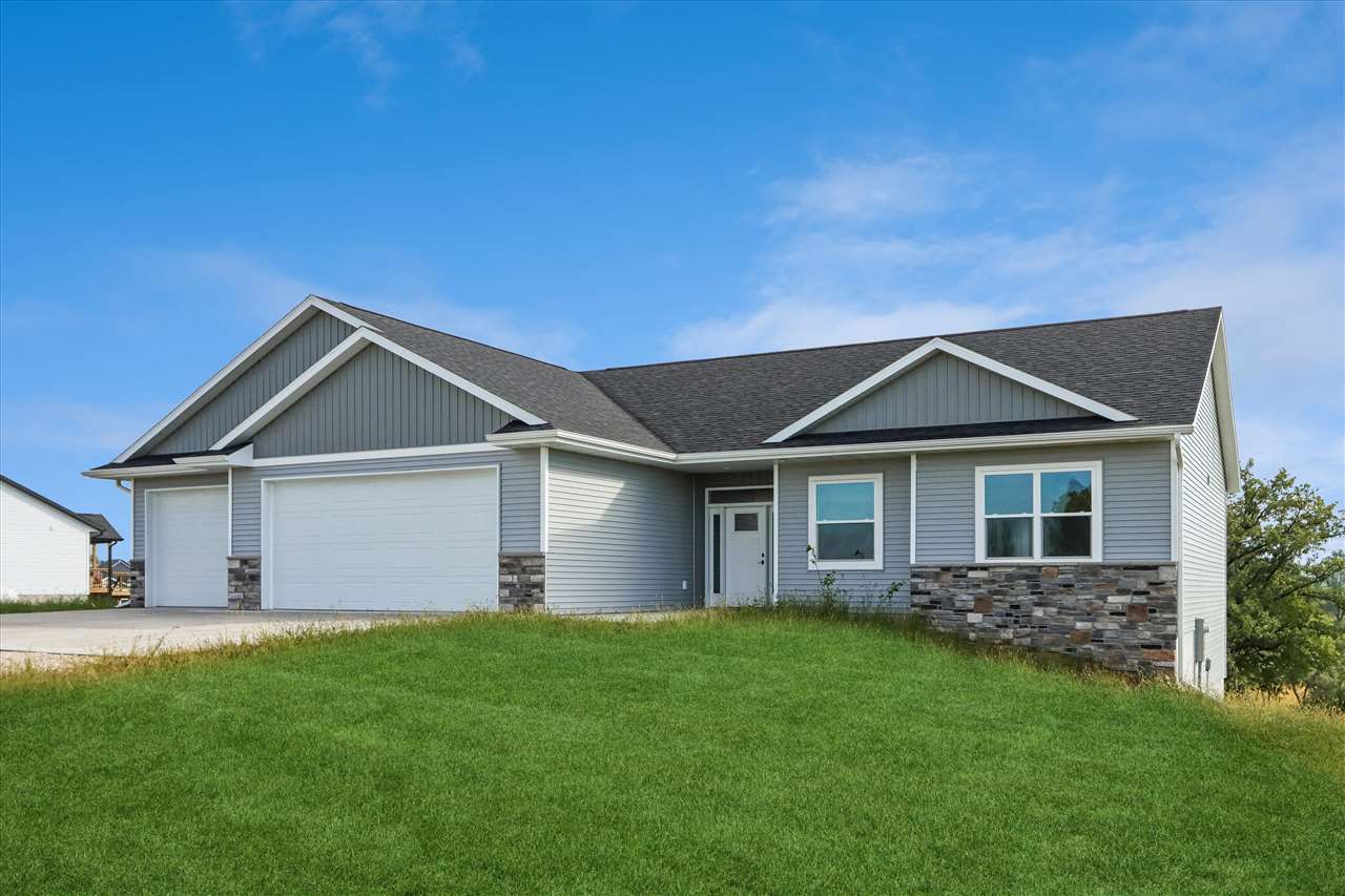 2792 Firefox Drive Williamsburg IA 52361