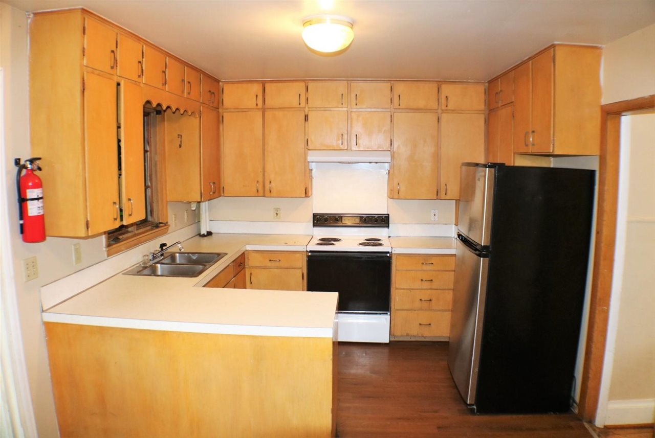 403 S Lucas Street Iowa City IA 52240