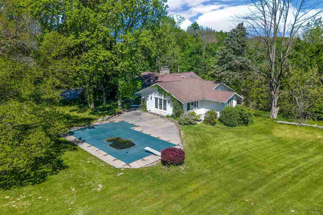 4318 Turkey Creek Road NE Iowa City IA 52240