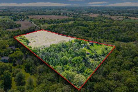 4318 Turkey Creek Road NE Iowa City IA 52240