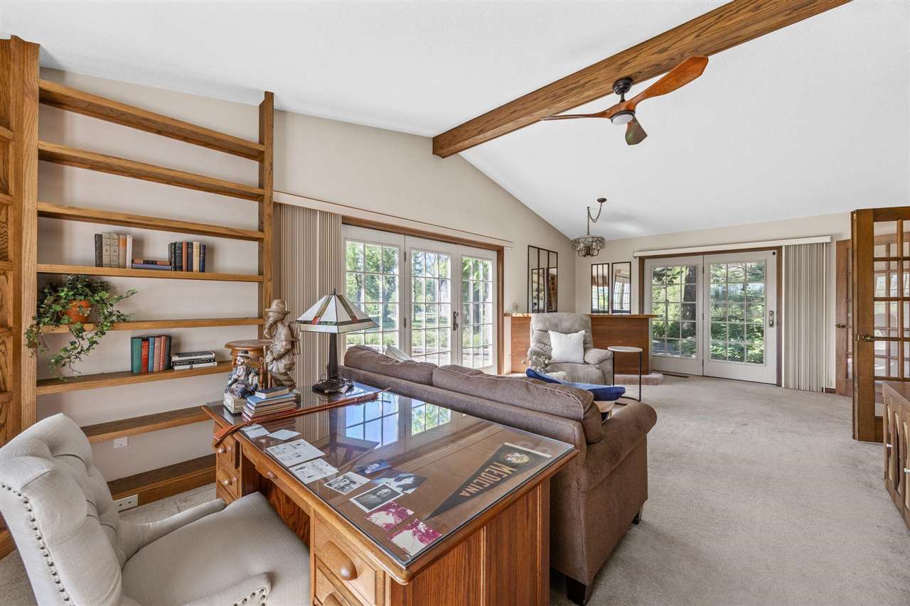 4318 Turkey Creek Road NE Iowa City IA 52240