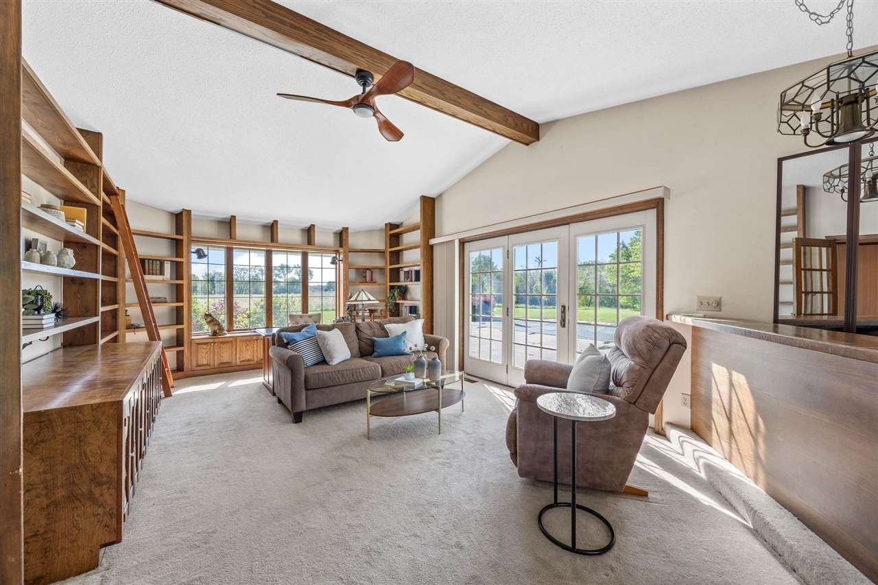 4318 Turkey Creek Road NE Iowa City IA 52240
