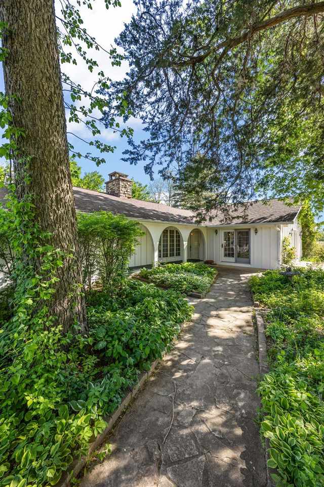4318 Turkey Creek Road NE Iowa City IA 52240
