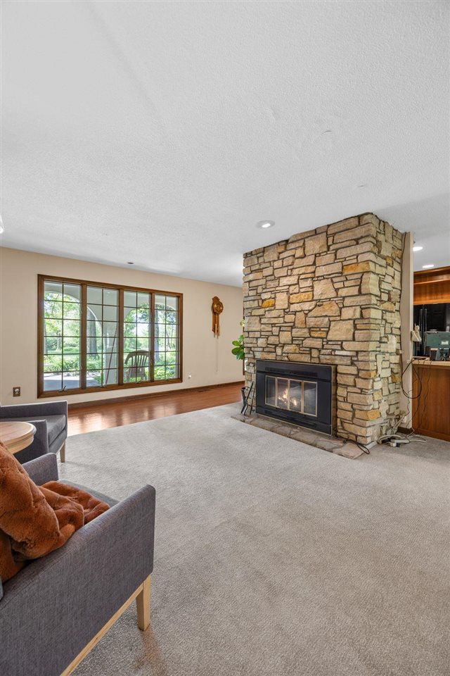 4318 Turkey Creek Road NE Iowa City IA 52240