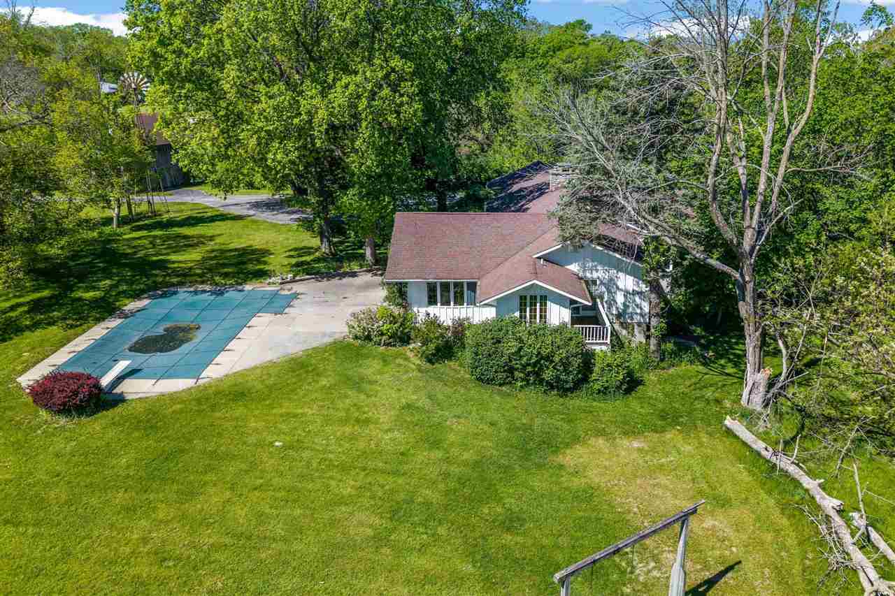 4318 Turkey Creek Road NE Iowa City IA 52240