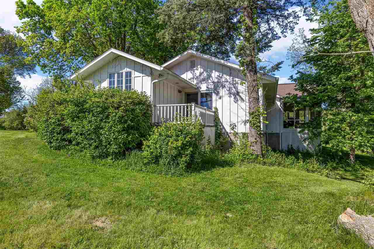 4318 Turkey Creek Road NE Iowa City IA 52240