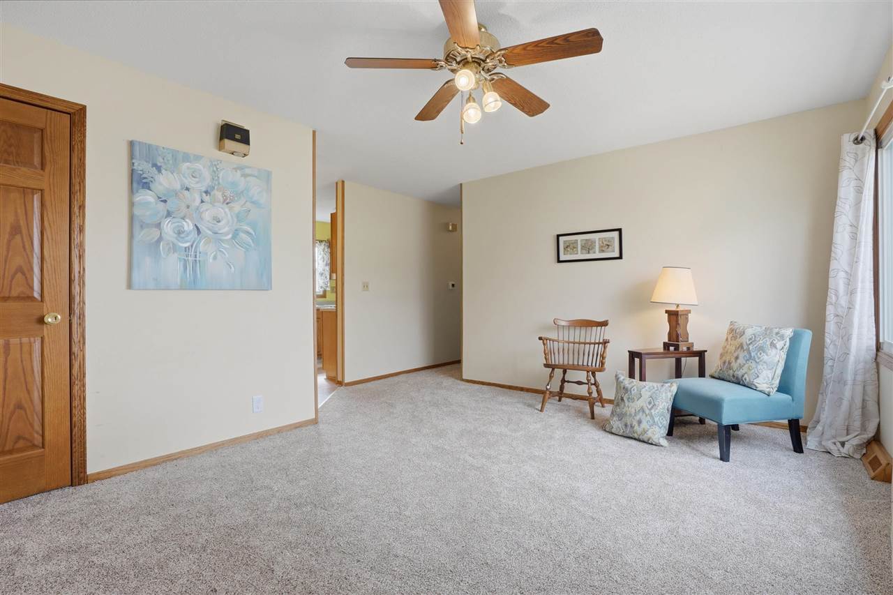 235 Wiley Blvd, NW Cedar Rapids IA 52405