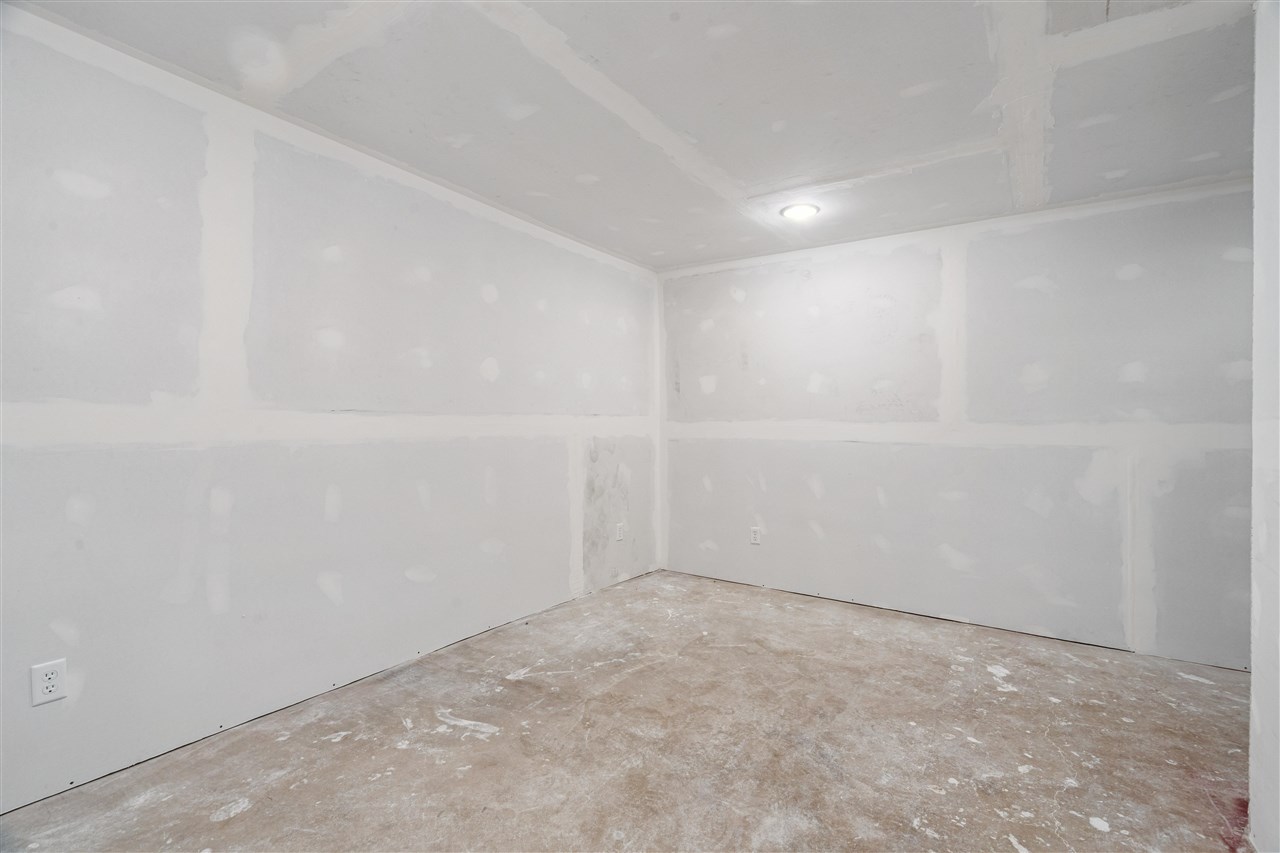 304 E Plum Street Anamosa IA 52205