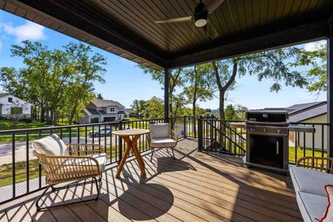 521 Elizabeth Lane Tiffin IA 52340