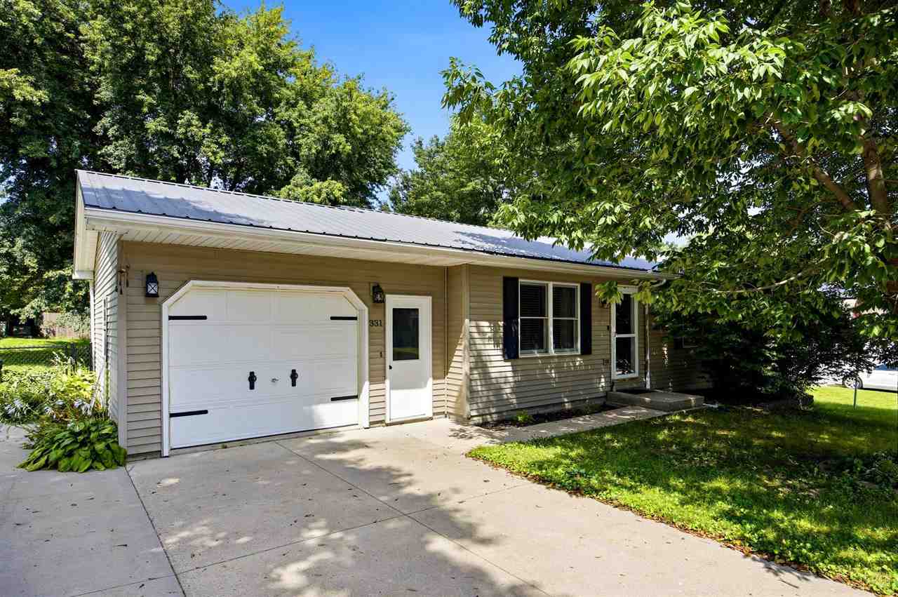 331 Blackberry Avenue Riverside IA 52327