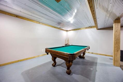 331 Blackberry Avenue Riverside IA 52327