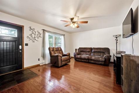 331 Blackberry Avenue Riverside IA 52327