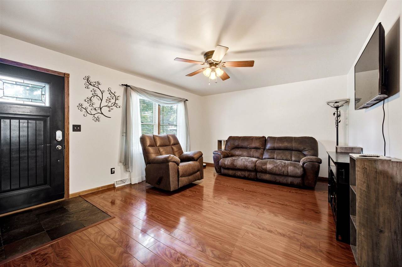 331 Blackberry Avenue Riverside IA 52327