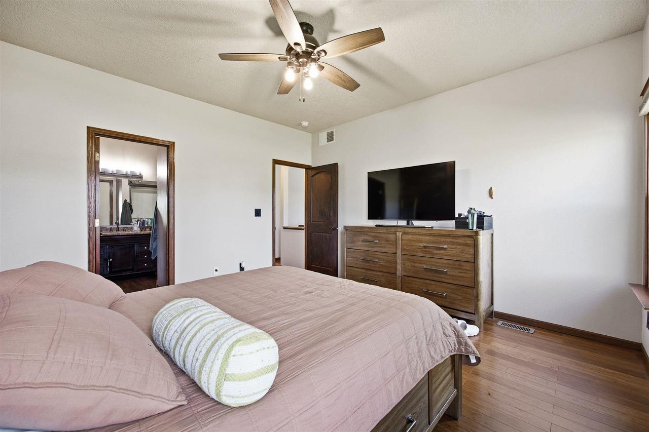 125 Stanwyck Drive Iowa City IA 52240