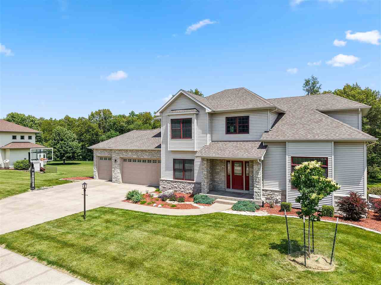 2221 Brown Deer Road Coralville IA 52241