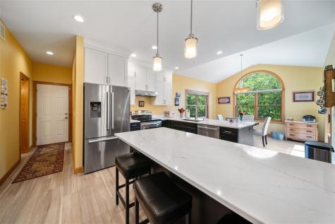 2221 Brown Deer Road Coralville IA 52241