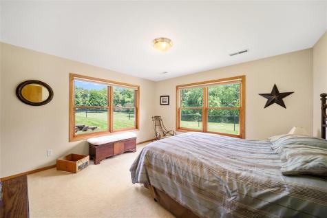 2221 Brown Deer Road Coralville IA 52241
