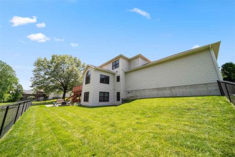 2221 Brown Deer Road Coralville IA 52241