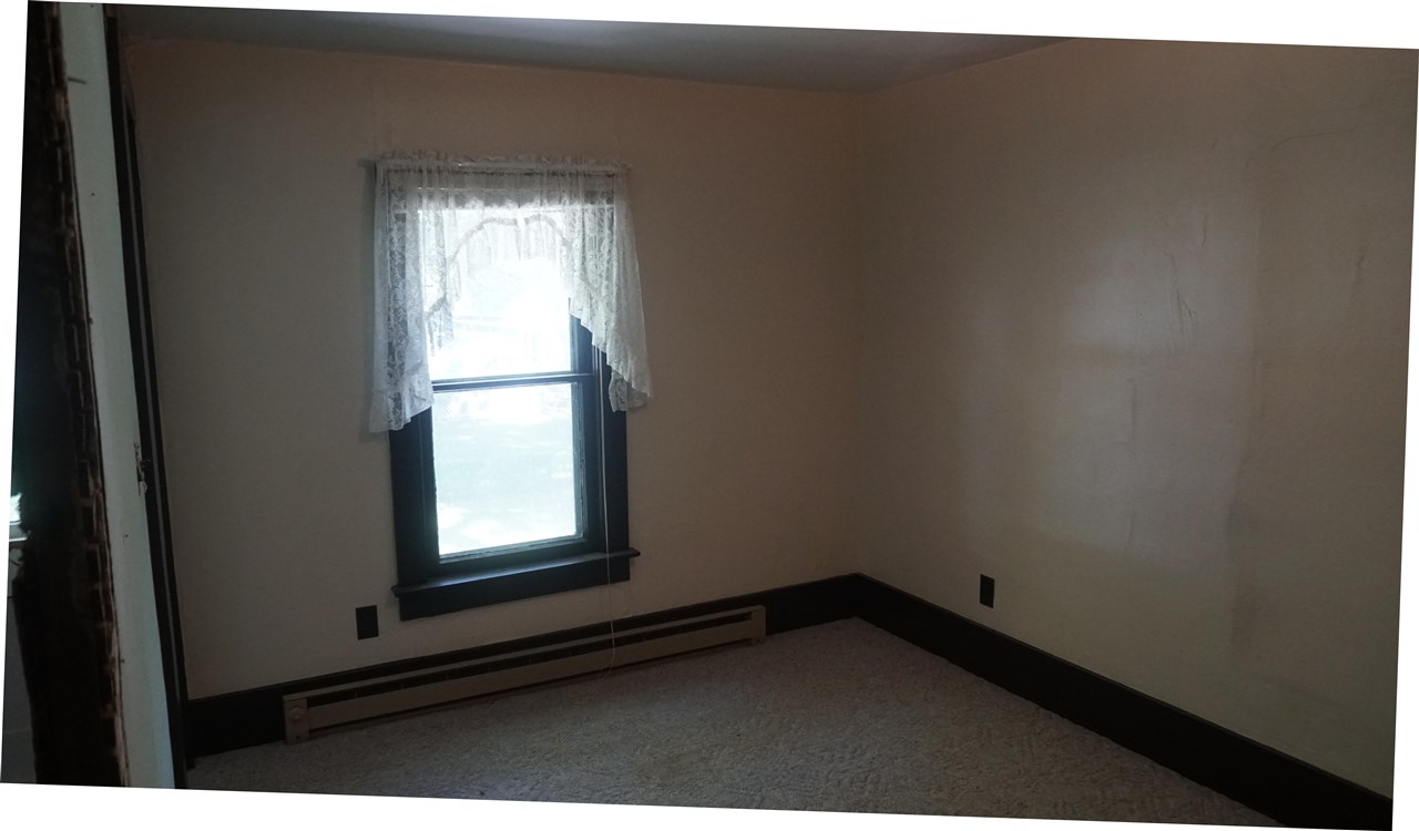 404 S Center Street Lone Tree IA 52755
