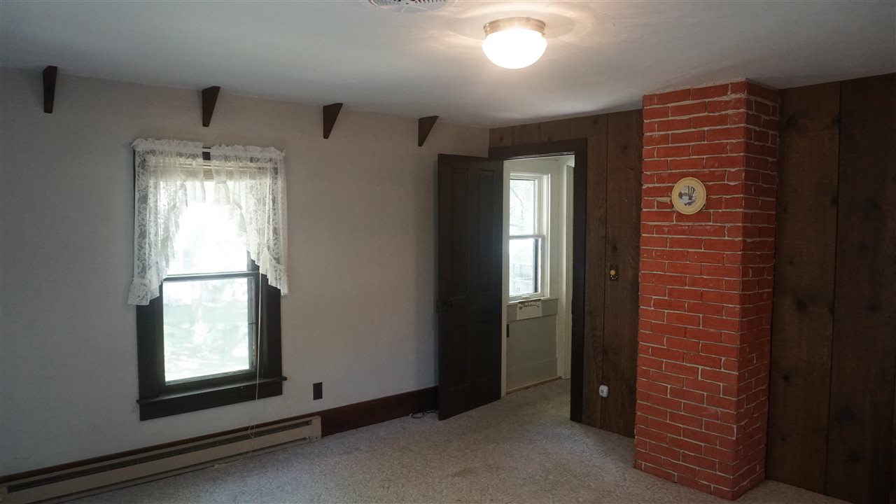 404 S Center Street Lone Tree IA 52755