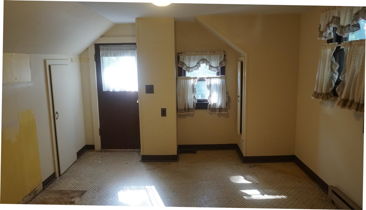404 S Center Street Lone Tree IA 52755
