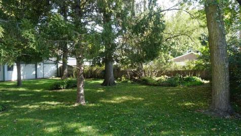 404 S Center Street Lone Tree IA 52755