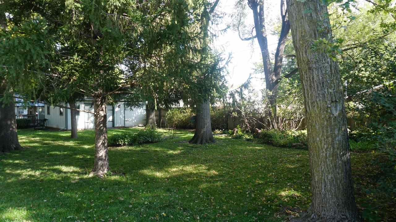 404 S Center Street Lone Tree IA 52755