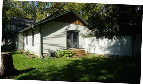 404 S Center Street Lone Tree IA 52755