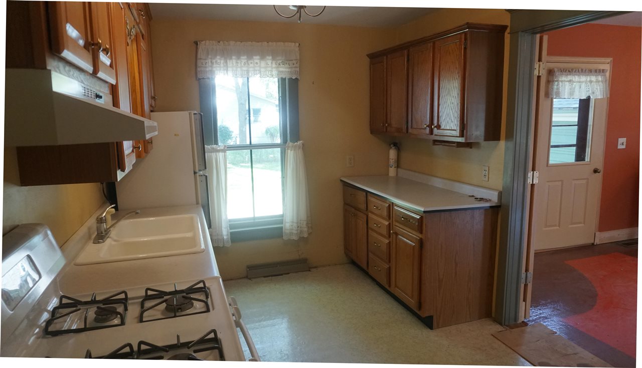 404 S Center Street Lone Tree IA 52755