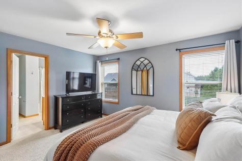 230 Lockview Avenue North Liberty IA 52317