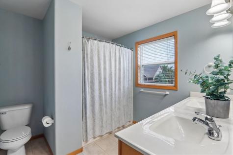 230 Lockview Avenue North Liberty IA 52317