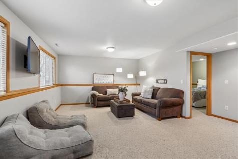 230 Lockview Avenue North Liberty IA 52317