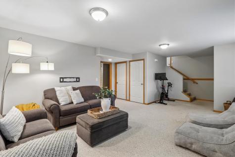 230 Lockview Avenue North Liberty IA 52317