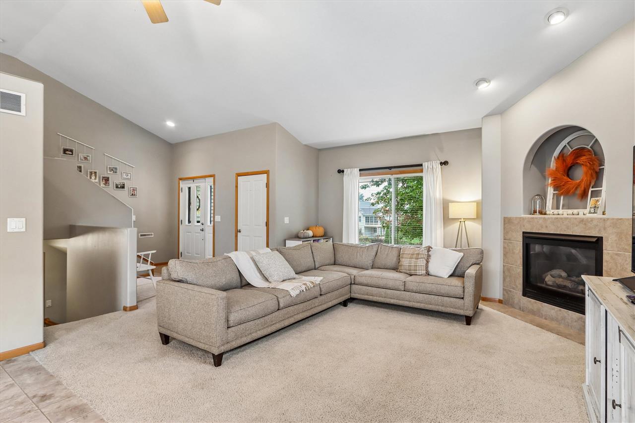 230 Lockview Avenue North Liberty IA 52317