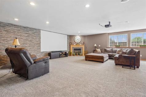 2105 Catherine Court Marion IA 52302