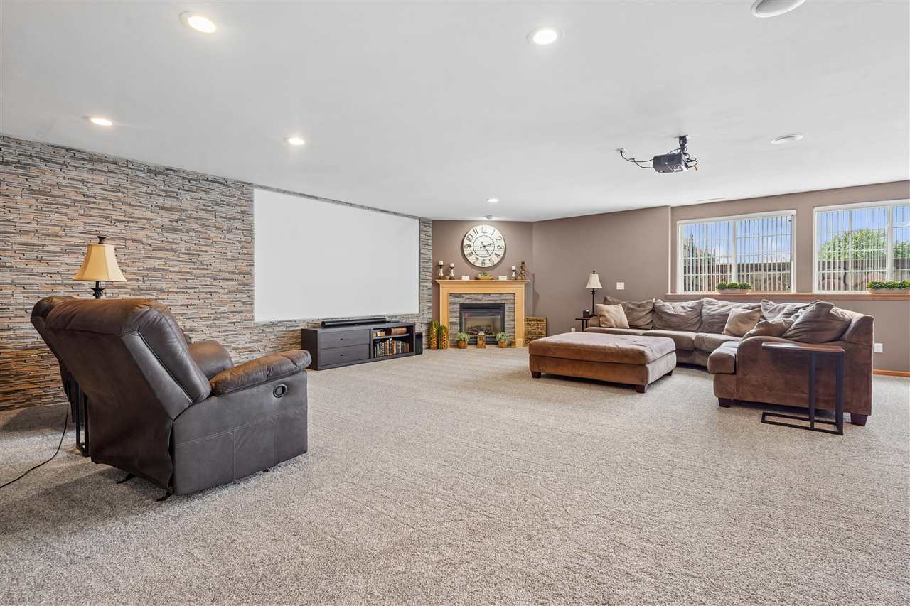 2105 Catherine Court Marion IA 52302