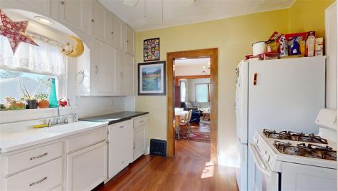 1112 2nd Avenue Iowa City IA 52240-2002